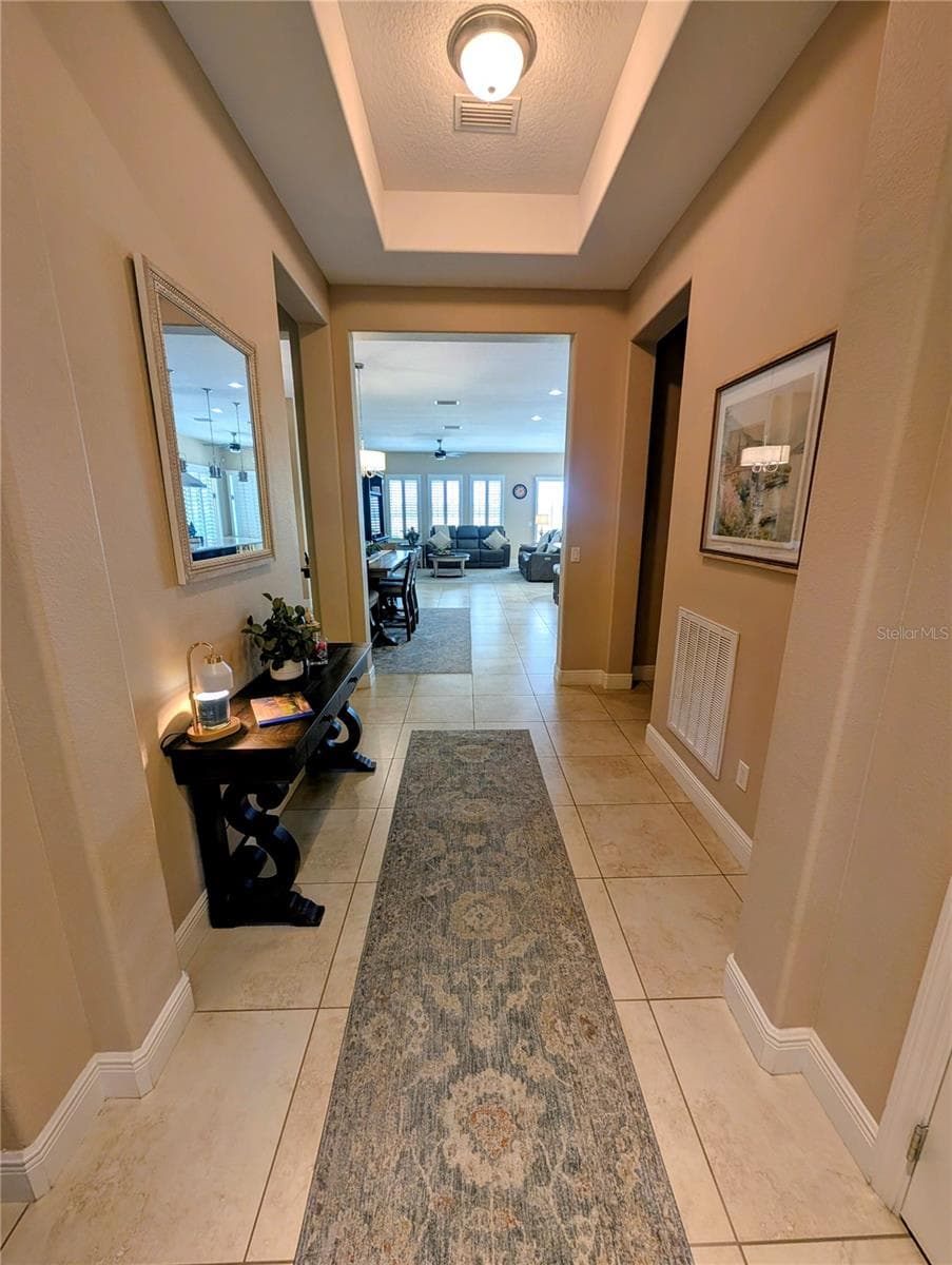 290 SILVER MAPLE ROAD — photo 4 of 61