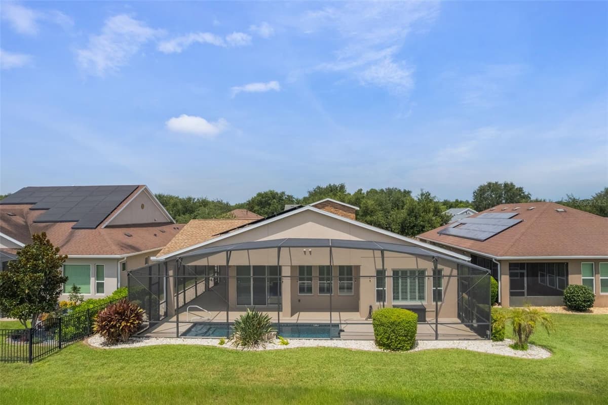 290 SILVER MAPLE ROAD — photo 40 of 61