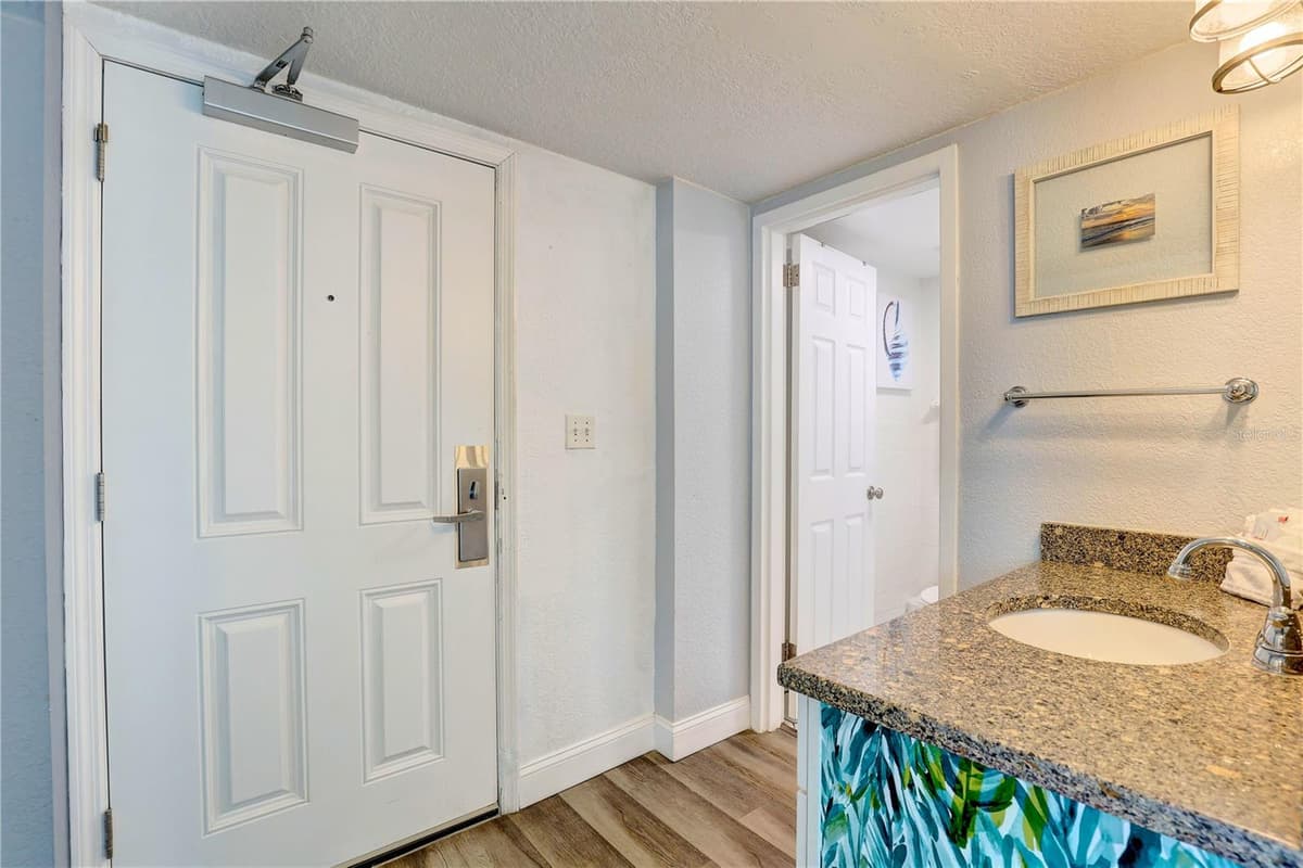 9980 GULF BOULEVARD — photo 14 of 28