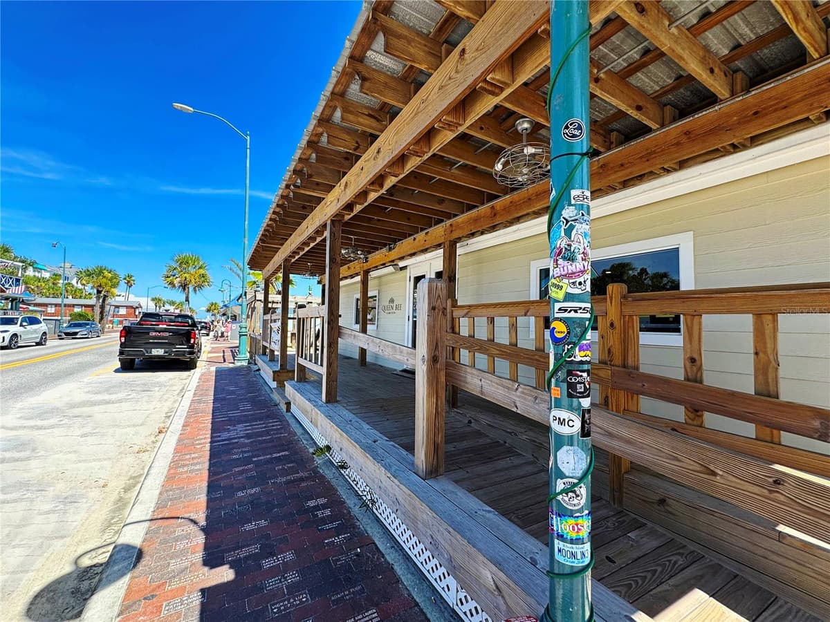 411 FLAGLER AVENUE — photo 13 of 23