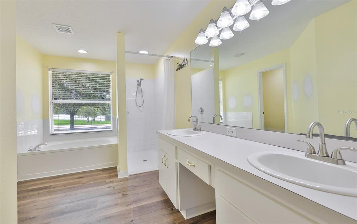 10234 BLOOMFIELD HILLS DRIVE — photo 24 of 47