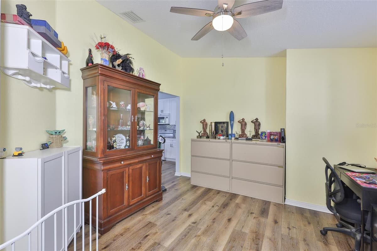 10234 BLOOMFIELD HILLS DRIVE — photo 17 of 47