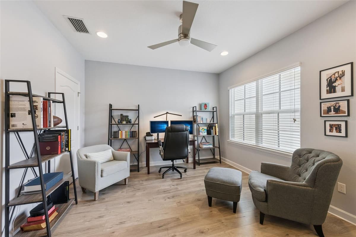 1426 RESOLUTE STREET — photo 18 of 43