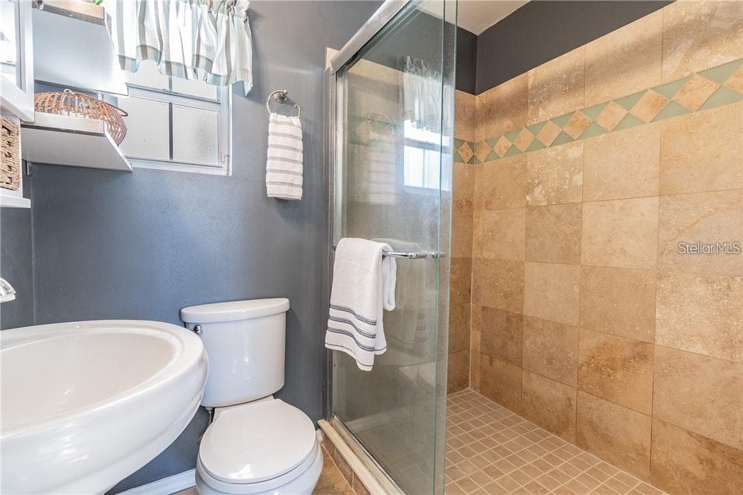 5418 RIVERHILLS DRIVE — photo 20 of 28