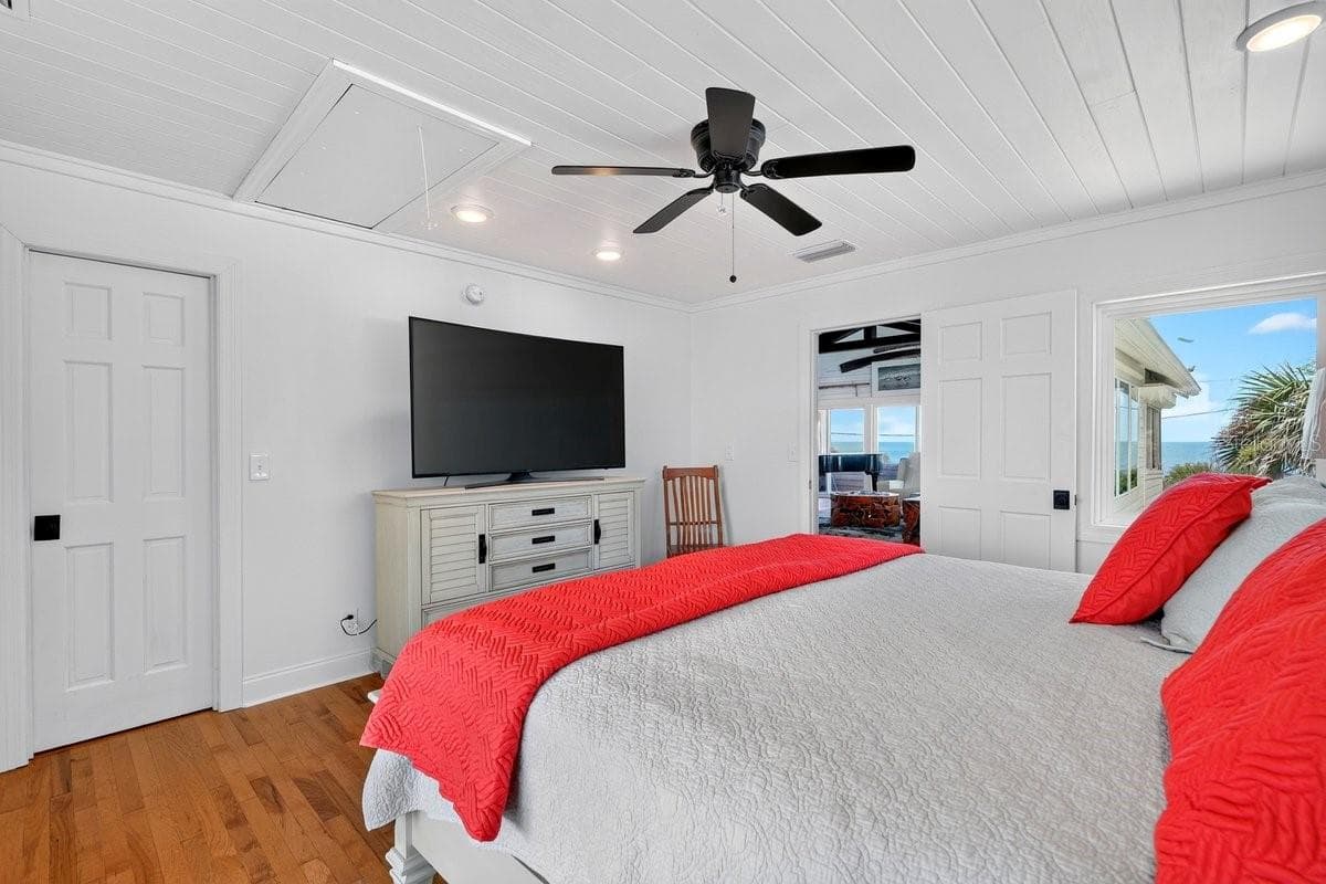 6118 ATLANTIC AVENUE — photo 37 of 81