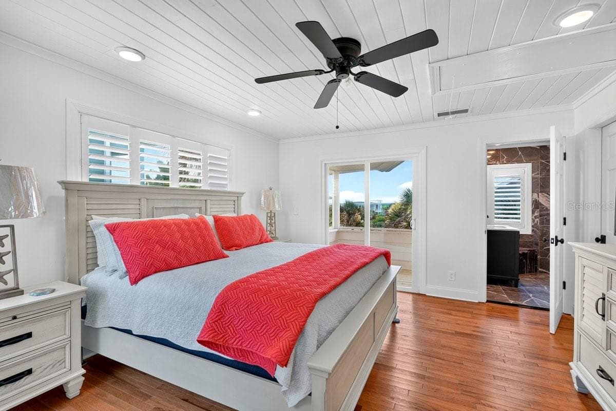 6118 ATLANTIC AVENUE — photo 34 of 81