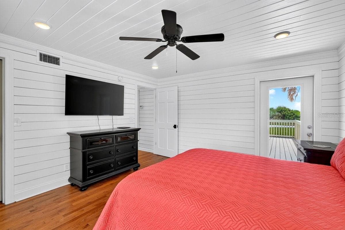 6118 ATLANTIC AVENUE — photo 48 of 81