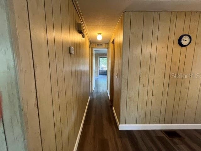 223 PEPPERTREE COURT — photo 8 of 29