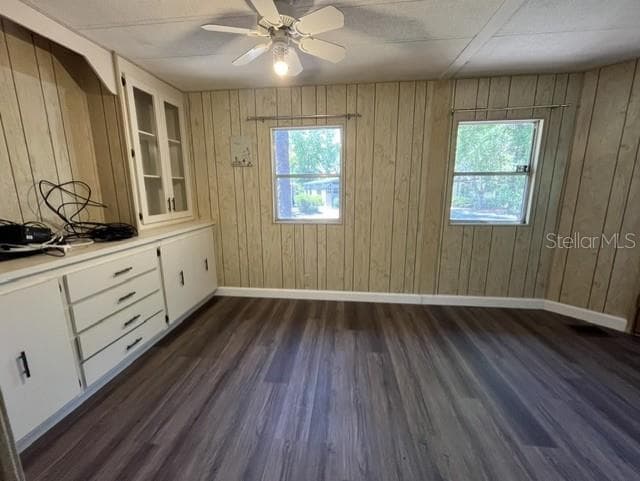 223 PEPPERTREE COURT — photo 4 of 29