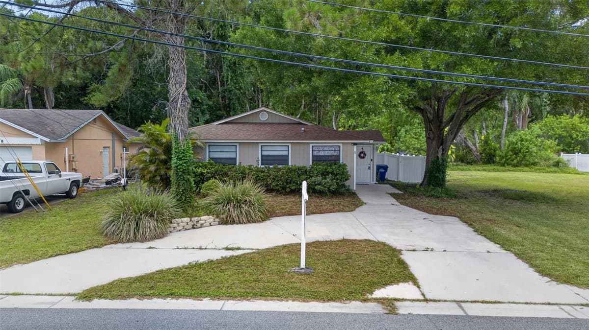 9 FRESHWATER DRIVE — photo 19 of 21