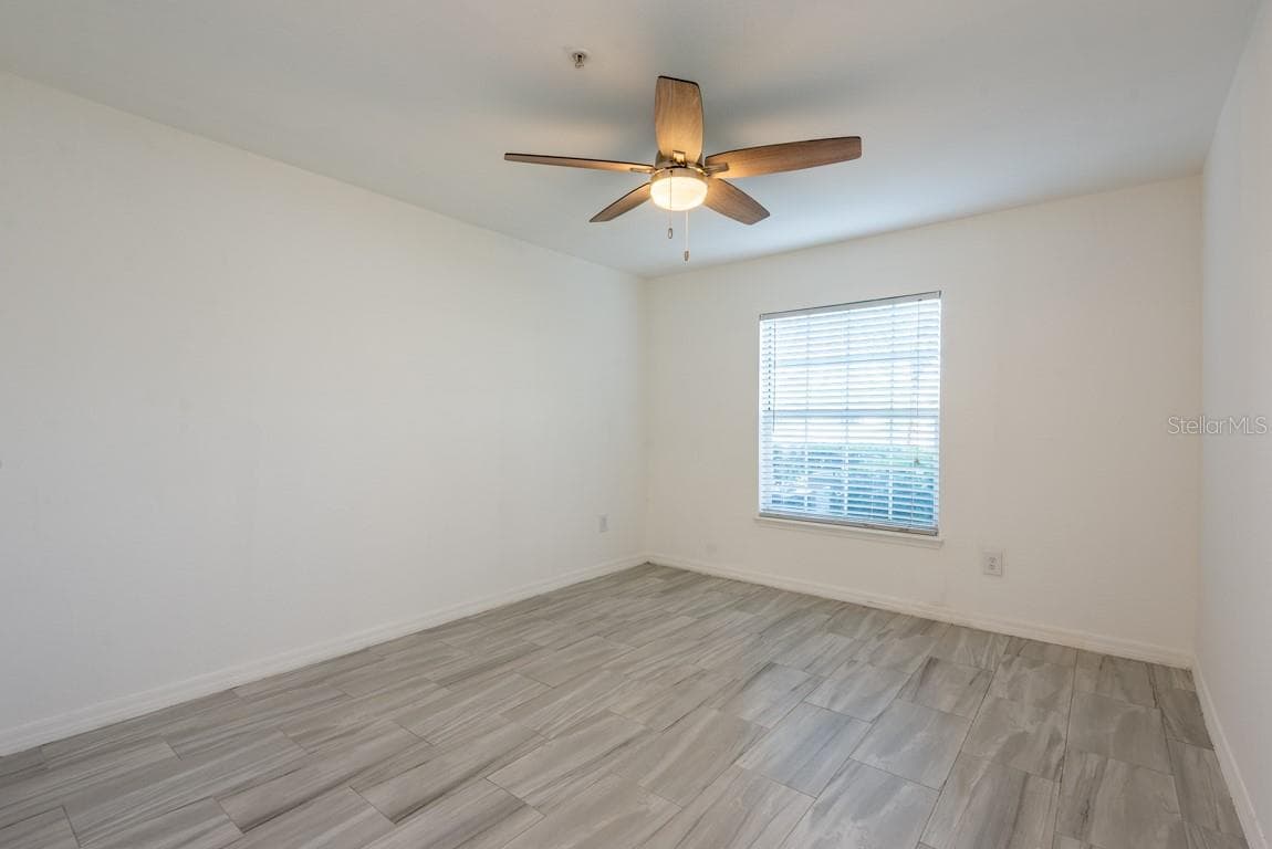 4209 WOODSTORKS WALK WAY — photo 15 of 33
