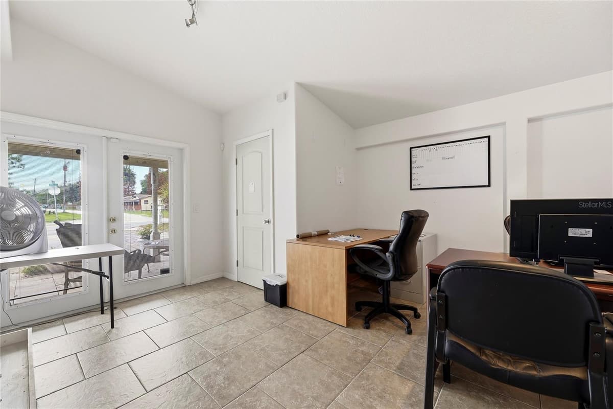 3526 ELLIS LANE — photo 18 of 56