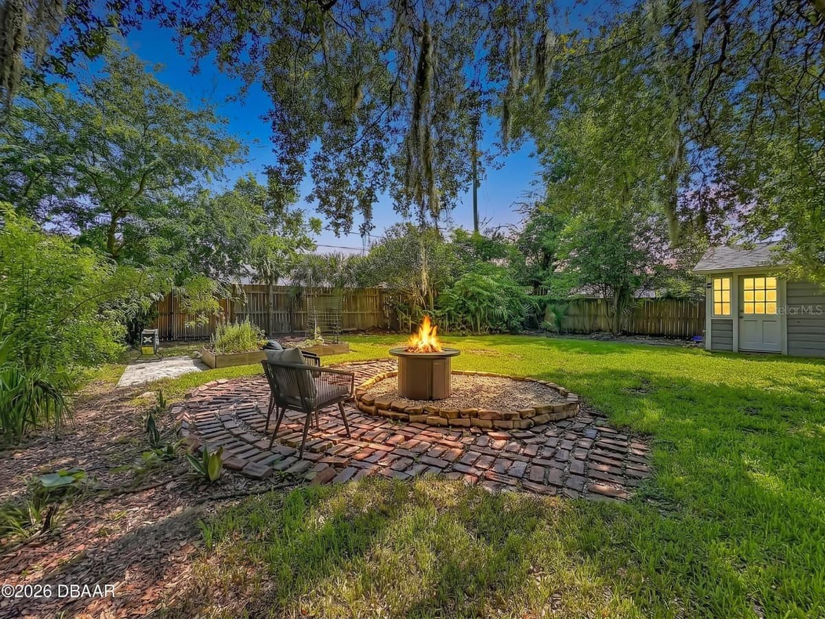 2615 RIDGEWOOD ROAD — photo 4 of 51