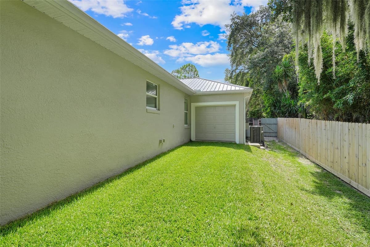 18233 ROSE STREET — photo 41 of 60