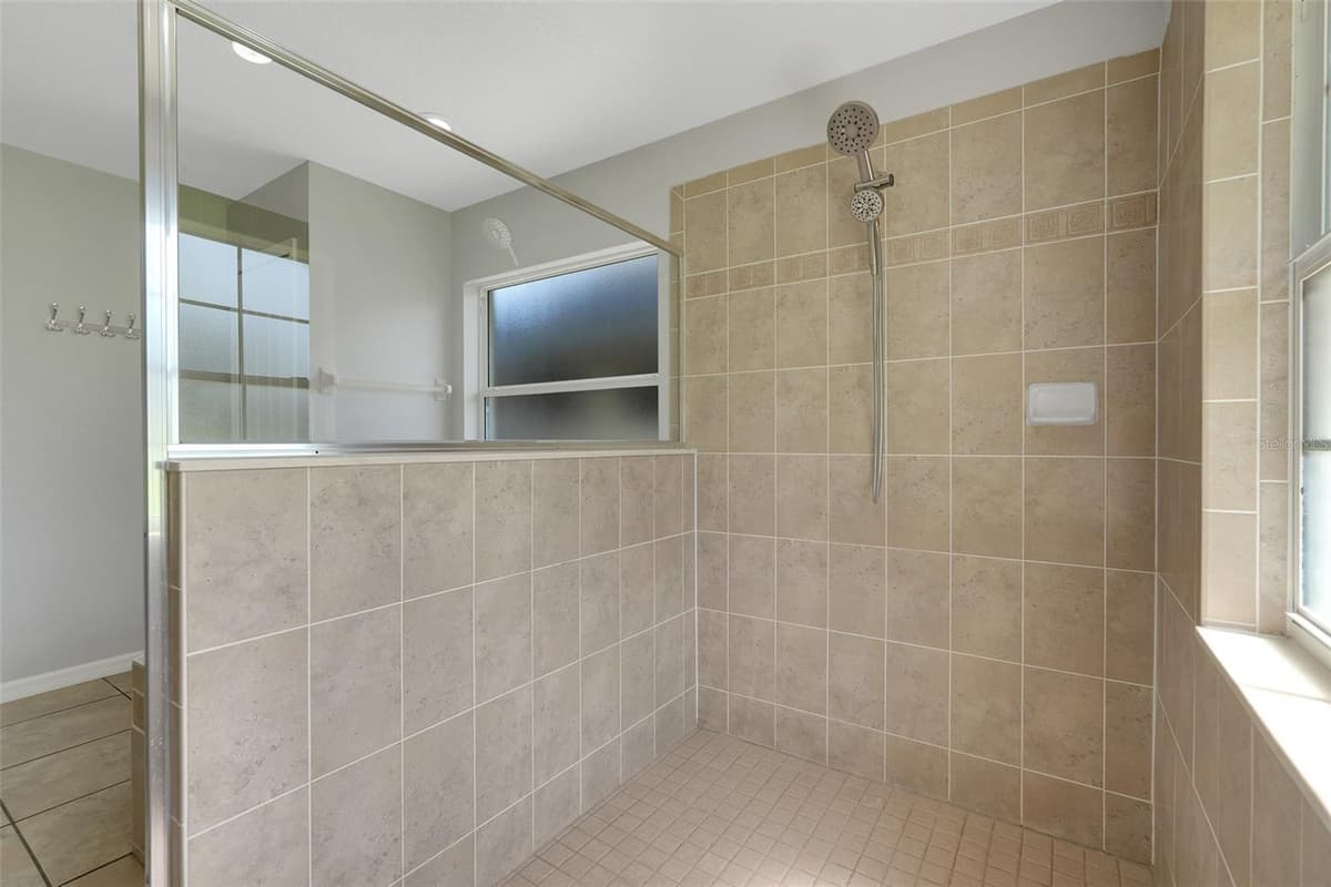 18233 ROSE STREET — photo 28 of 60