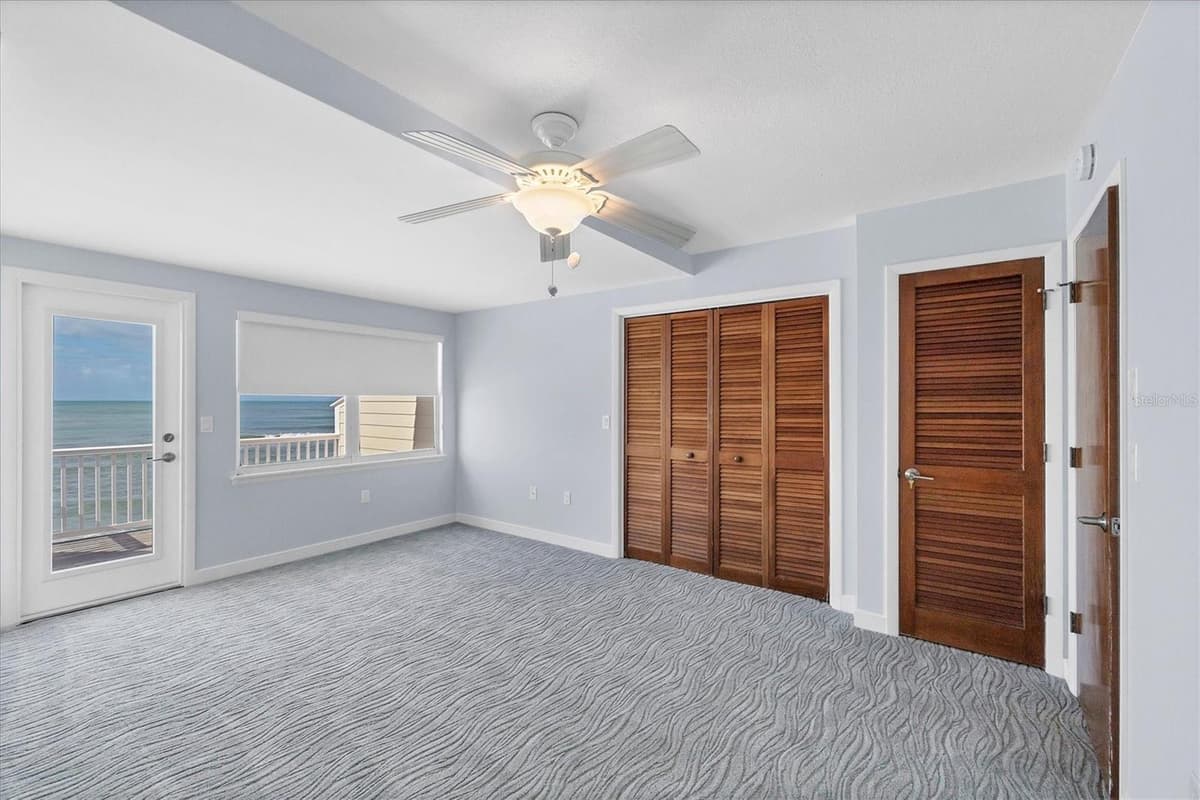 301 GULF BOULEVARD — photo 16 of 34