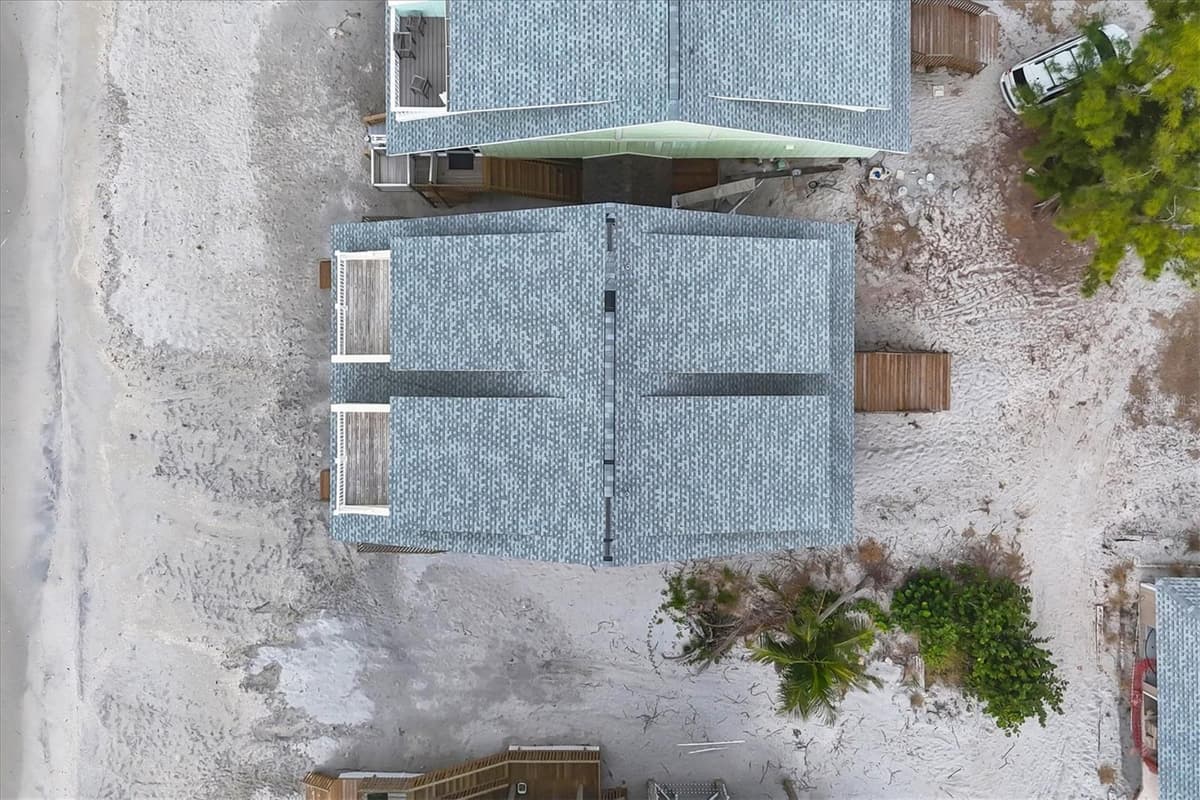 301 GULF BOULEVARD — photo 30 of 34