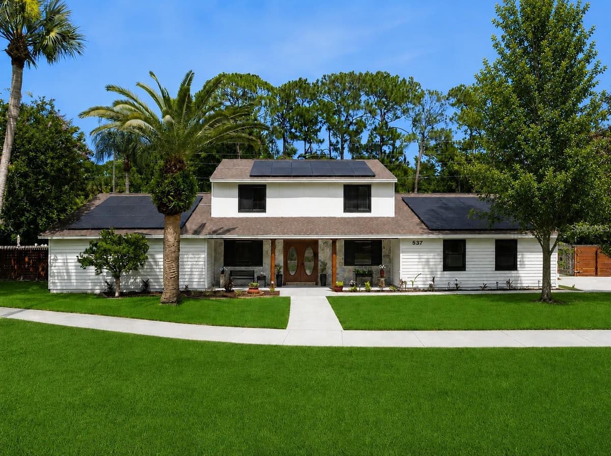 537 PELICAN BAY DRIVE — photo 2 of 58