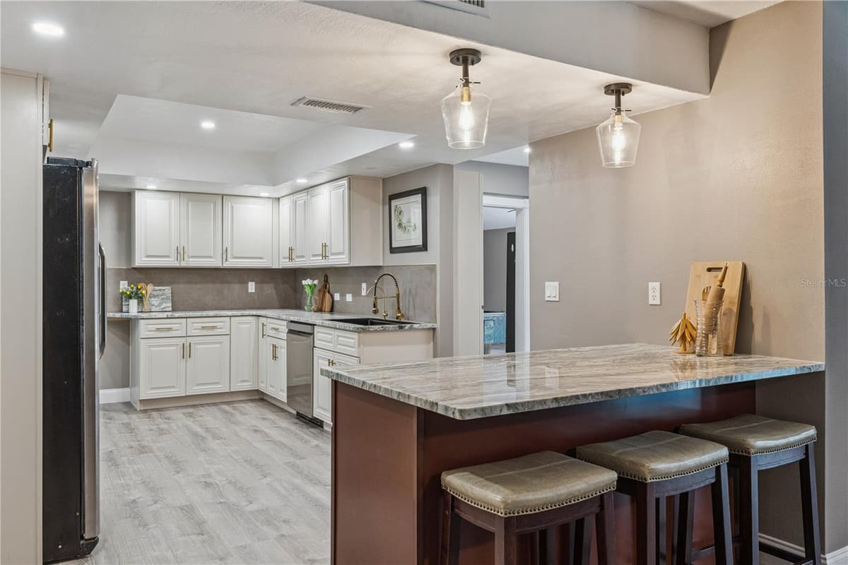 537 PELICAN BAY DRIVE — photo 13 of 58
