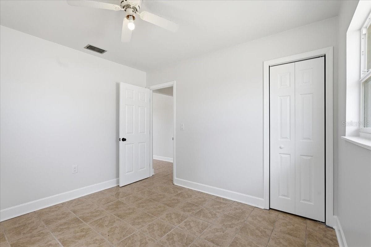125 13TH AVENUE — photo 17 of 40