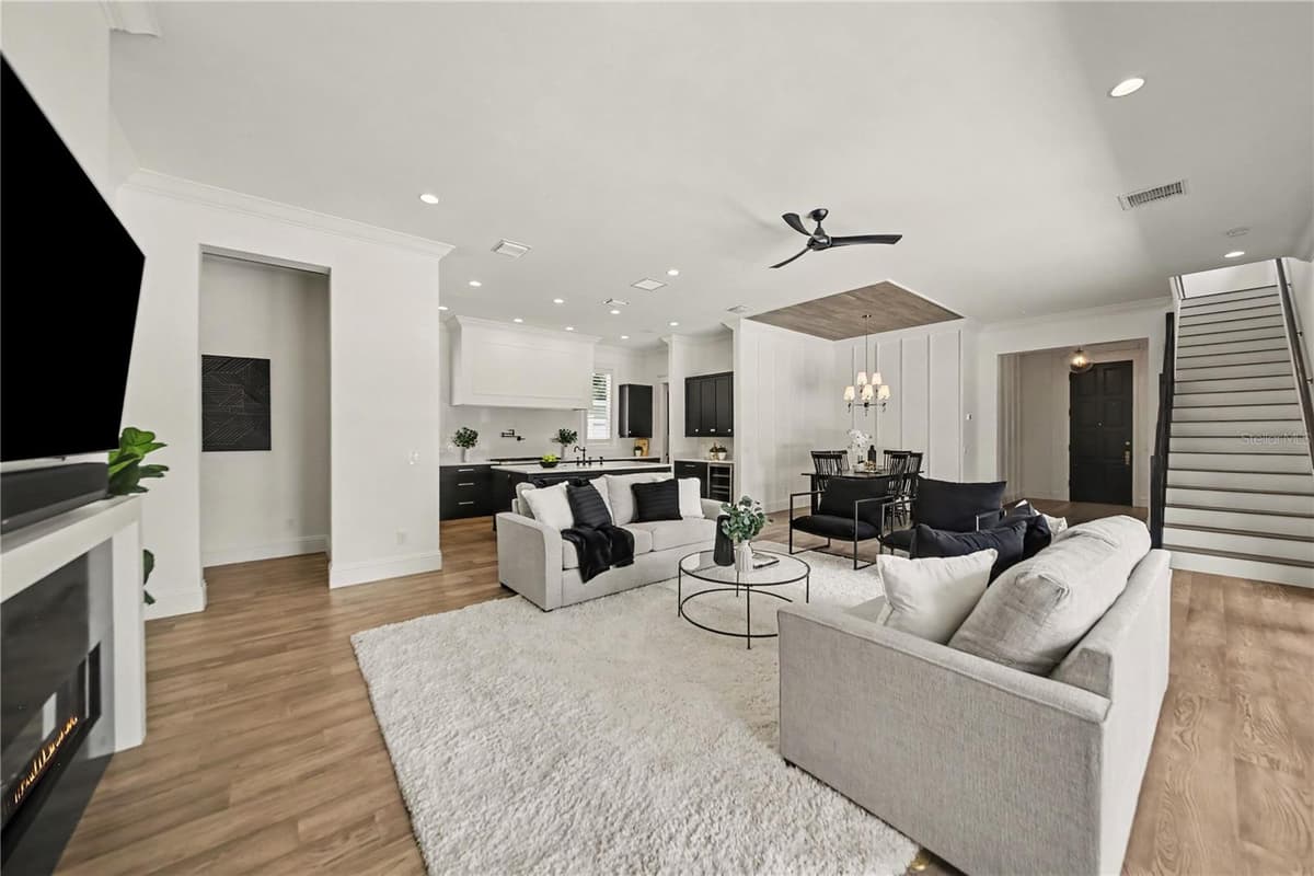 1750 WALNUT AVENUE — photo 4 of 55
