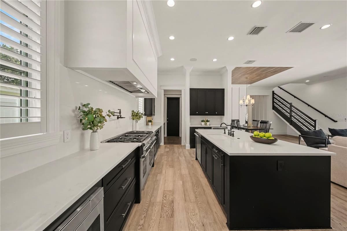 1750 WALNUT AVENUE — photo 14 of 55