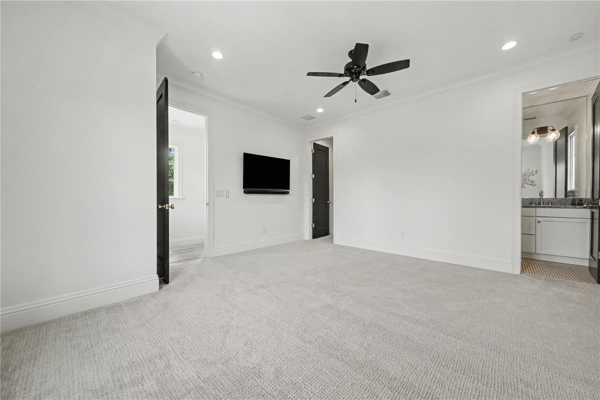 1750 WALNUT AVENUE — photo 34 of 55