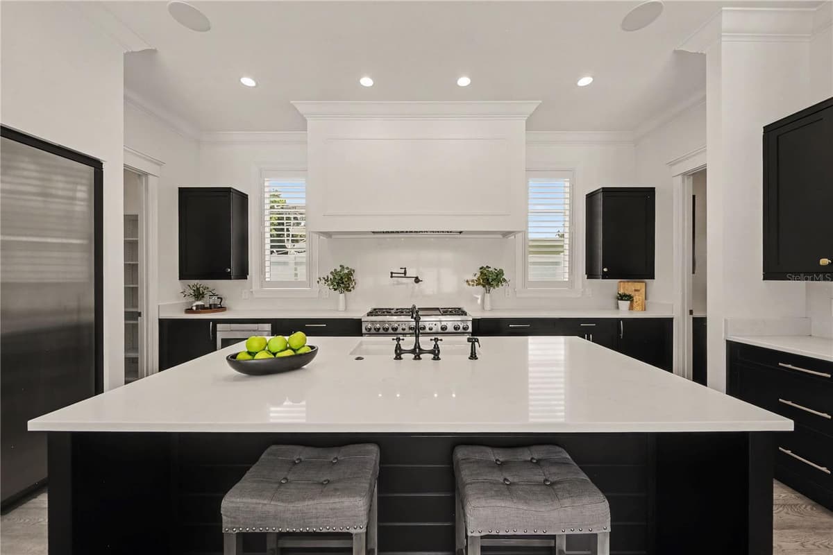 1750 WALNUT AVENUE — photo 18 of 55