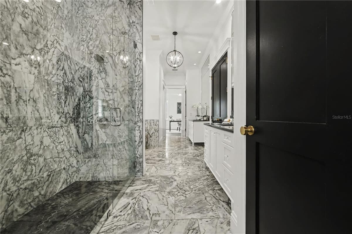 1750 WALNUT AVENUE — photo 24 of 55