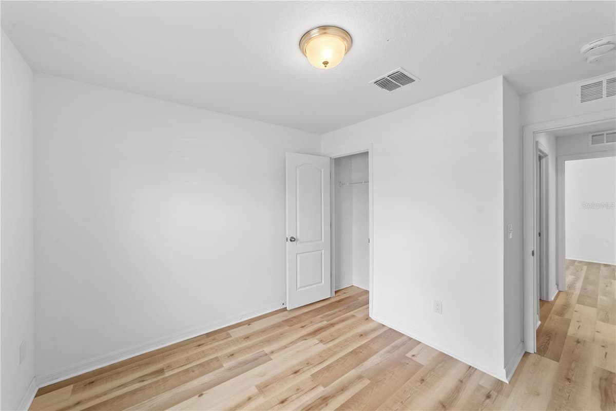 621 CHATHAM WALK DRIVE — photo 30 of 40
