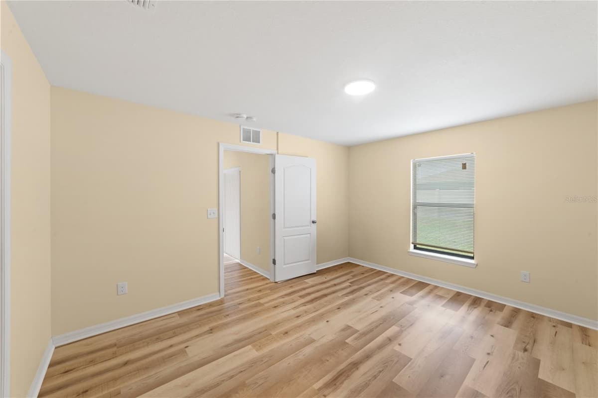 621 CHATHAM WALK DRIVE — photo 15 of 40