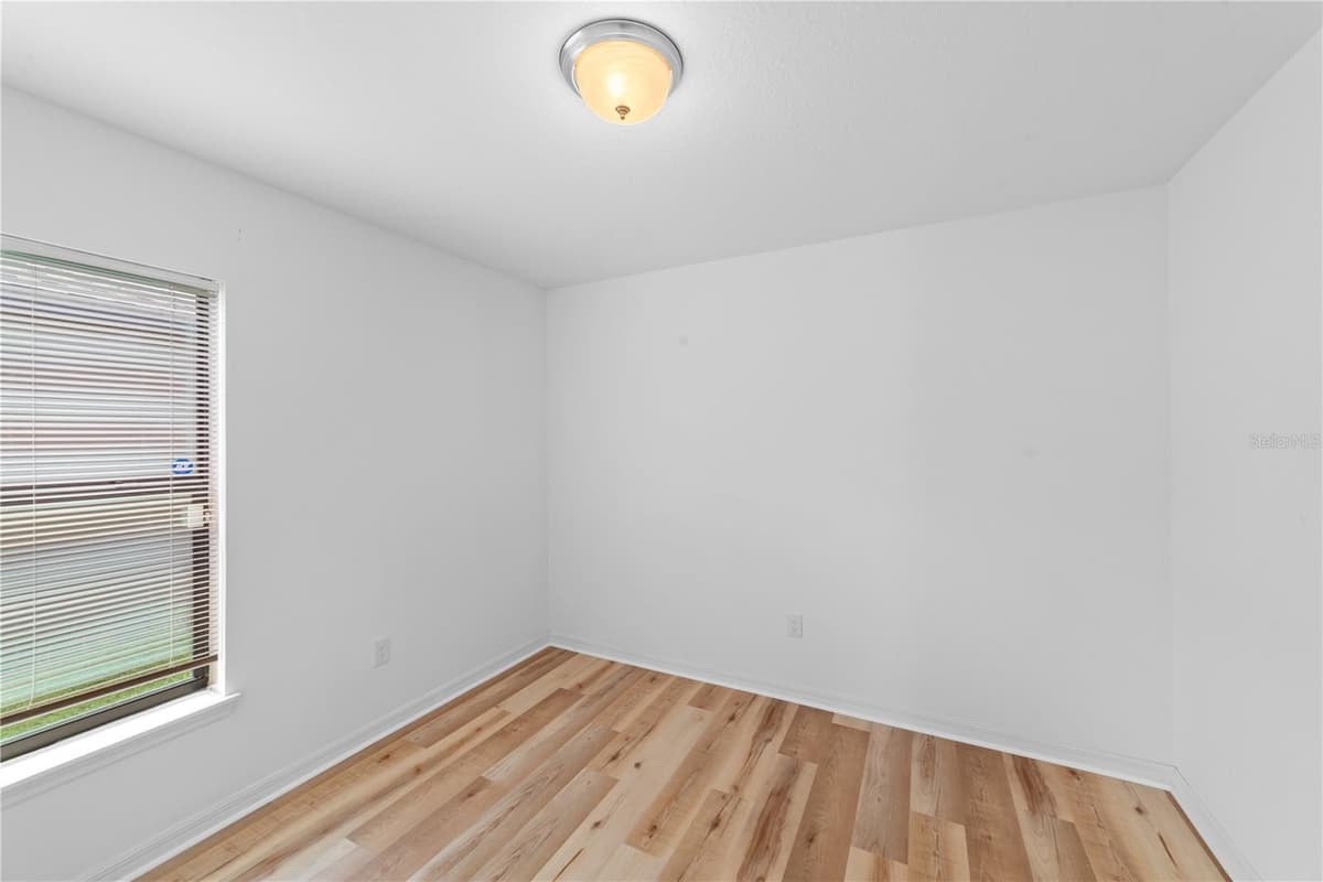 621 CHATHAM WALK DRIVE — photo 25 of 40