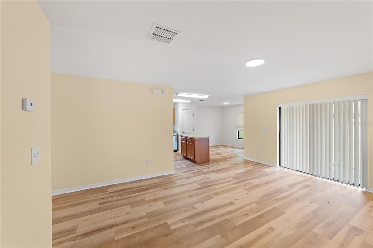 621 CHATHAM WALK DRIVE — photo 7 of 40