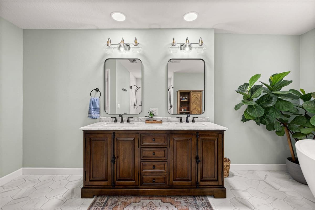 2301 MARY LUE STREET — photo 15 of 34