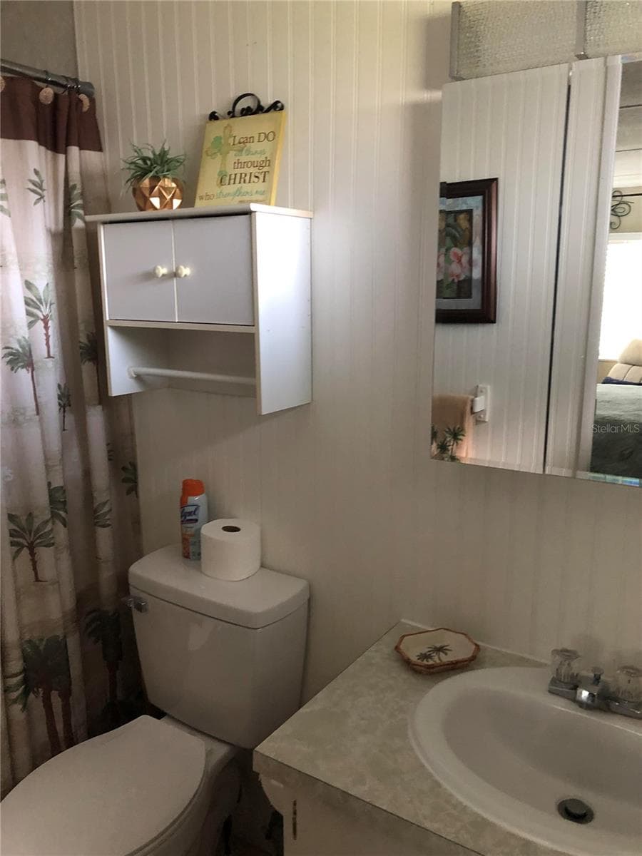 7545 FIRST CIRCLE DRIVE — photo 3 of 9