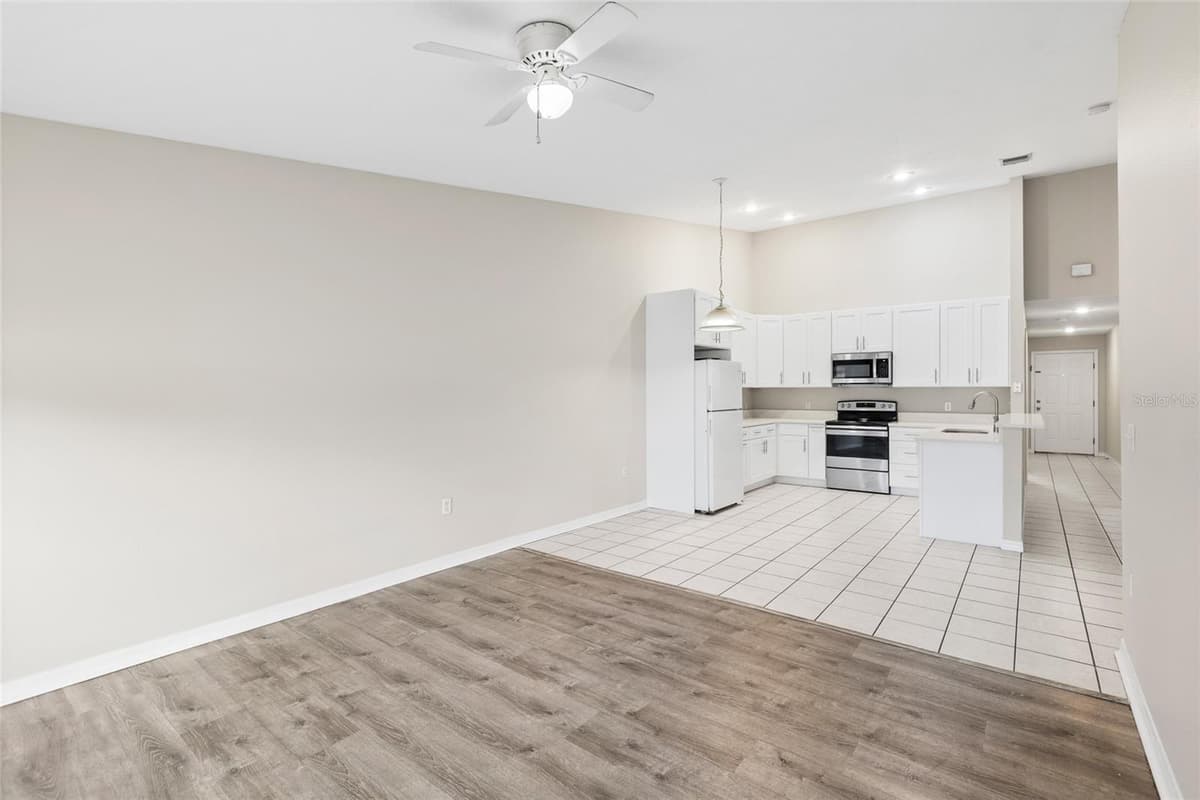37210 GRASSY HILL LANE — photo 3 of 21