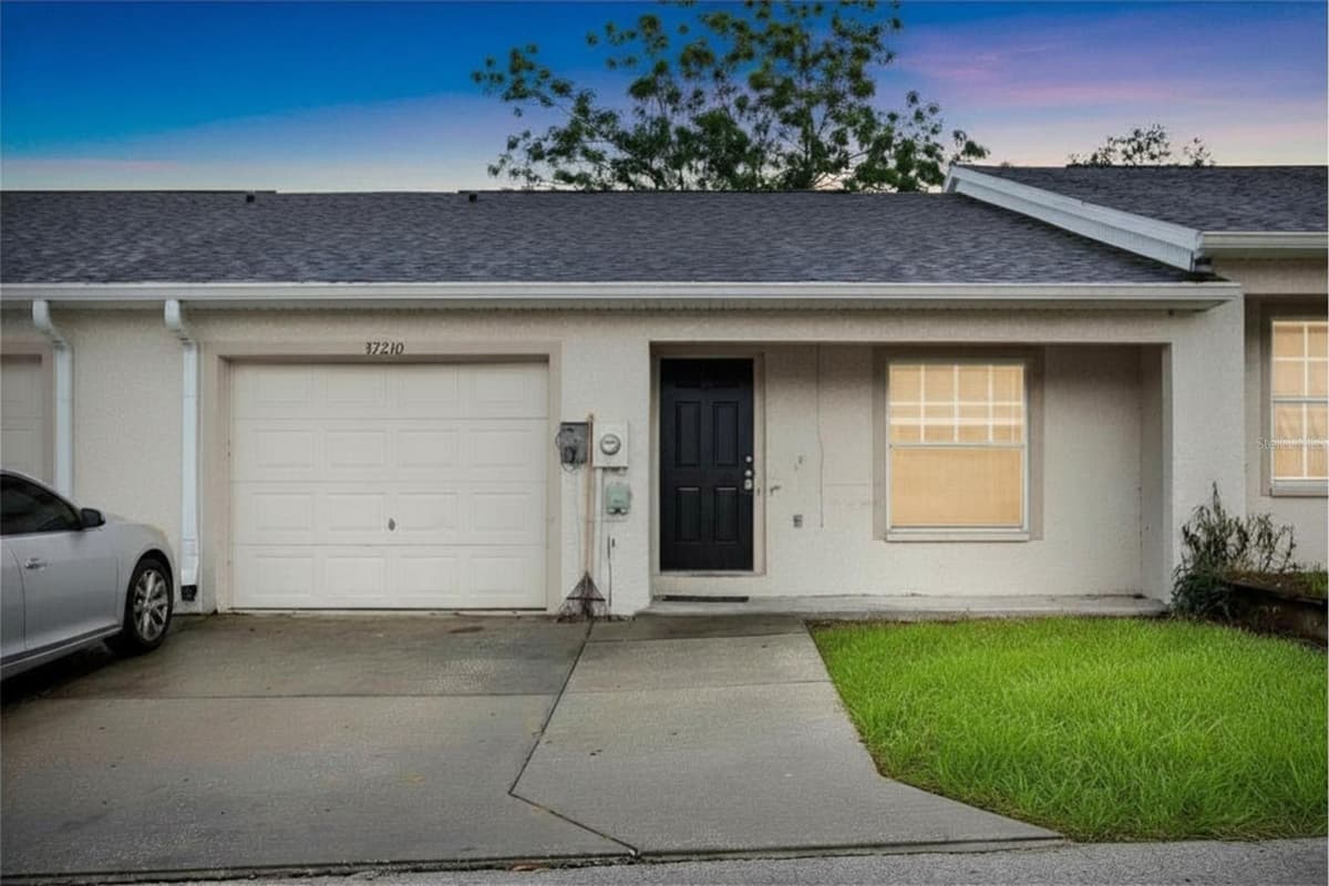 37210 GRASSY HILL LANE — photo 1 of 21