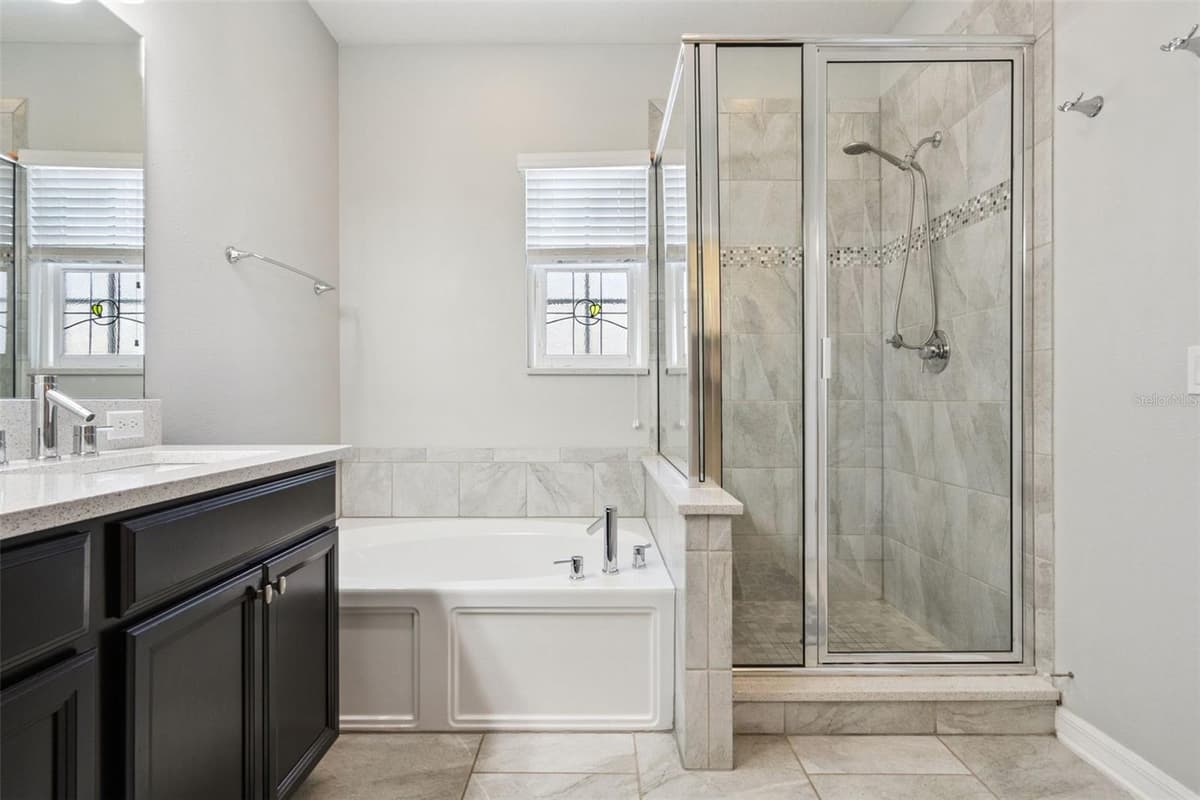 1526 RESOLUTE STREET — photo 35 of 63