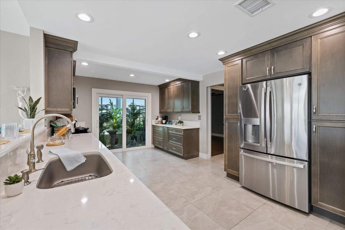 4537 RICKOVER COURT — photo 4 of 76