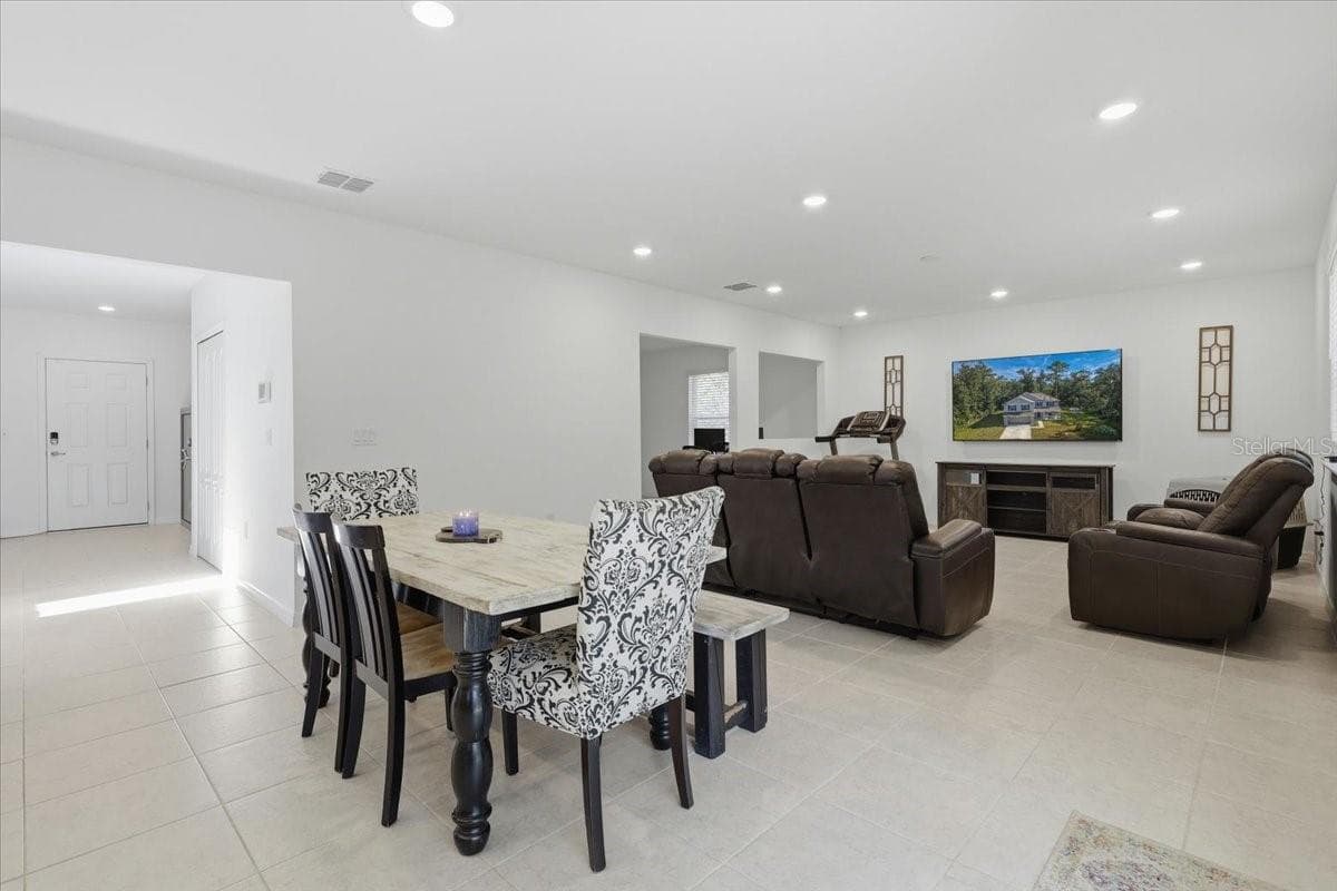 4856 STEPHENS STREET — photo 4 of 65