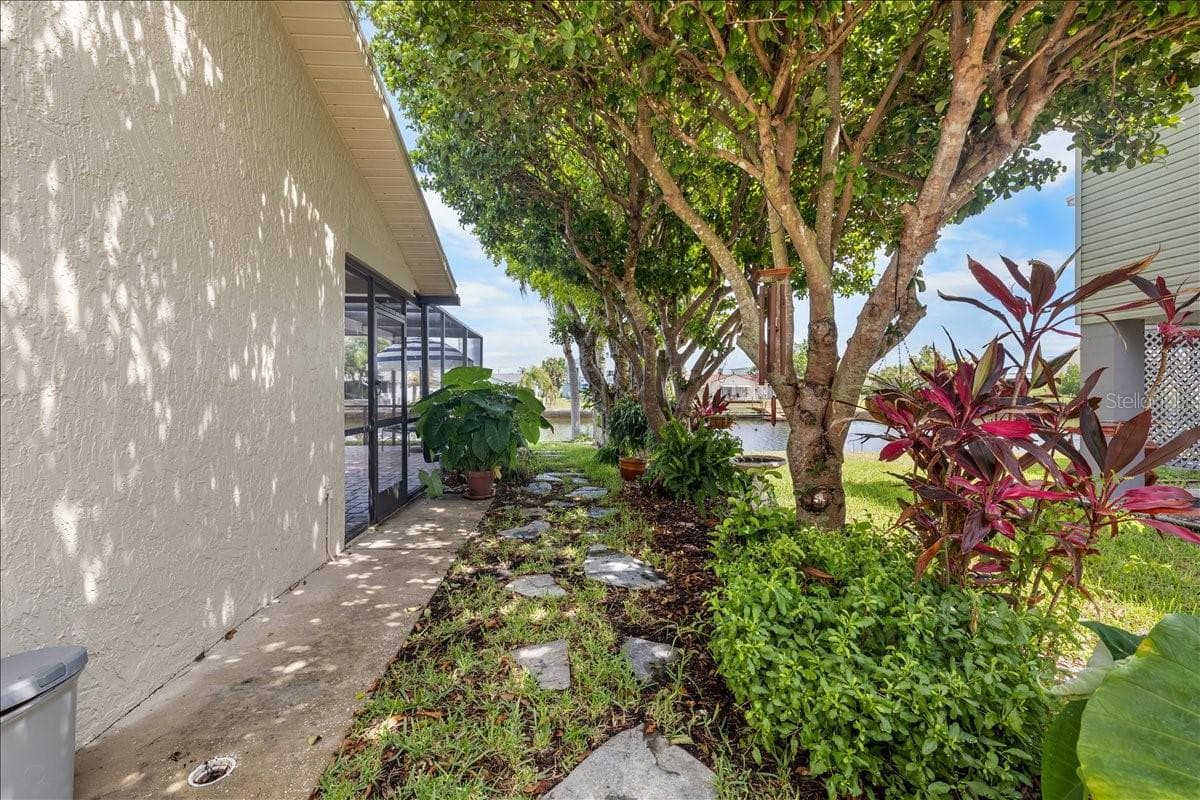 4267 CARLOS COURT — photo 26 of 42
