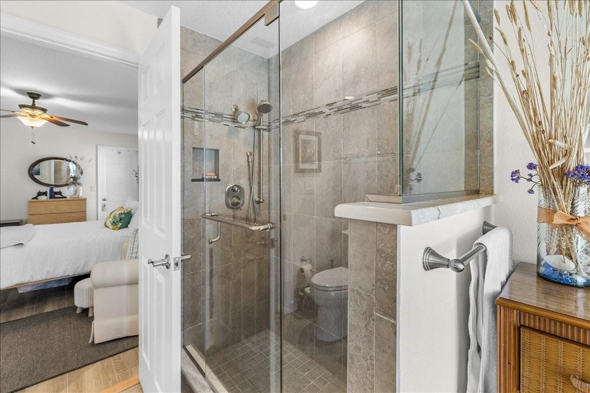 4267 CARLOS COURT — photo 4 of 42