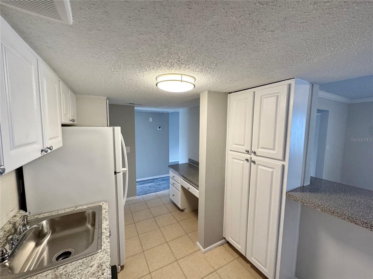 115 OYSTER BAY CIRCLE — photo 13 of 31