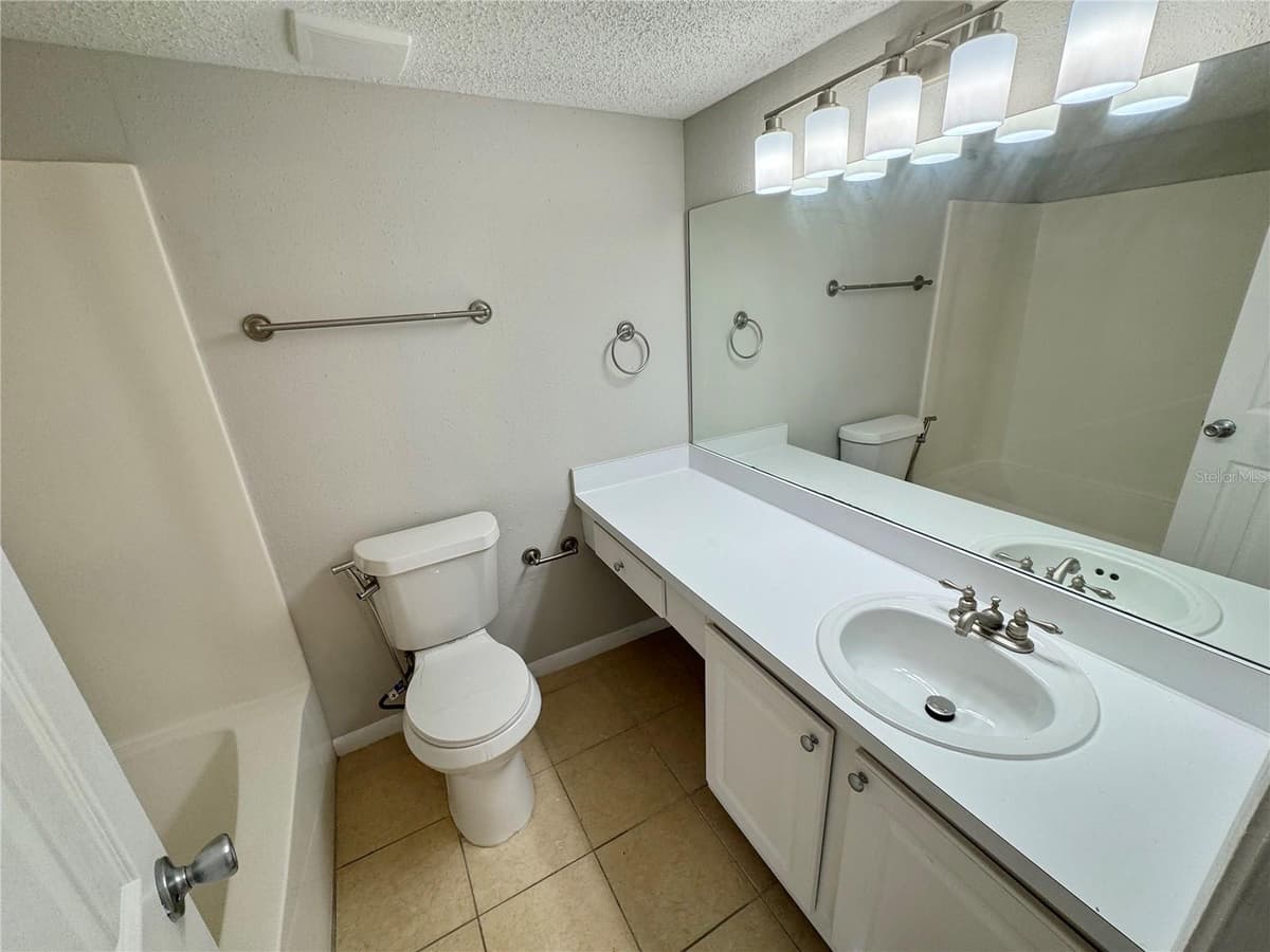 115 OYSTER BAY CIRCLE — photo 20 of 31