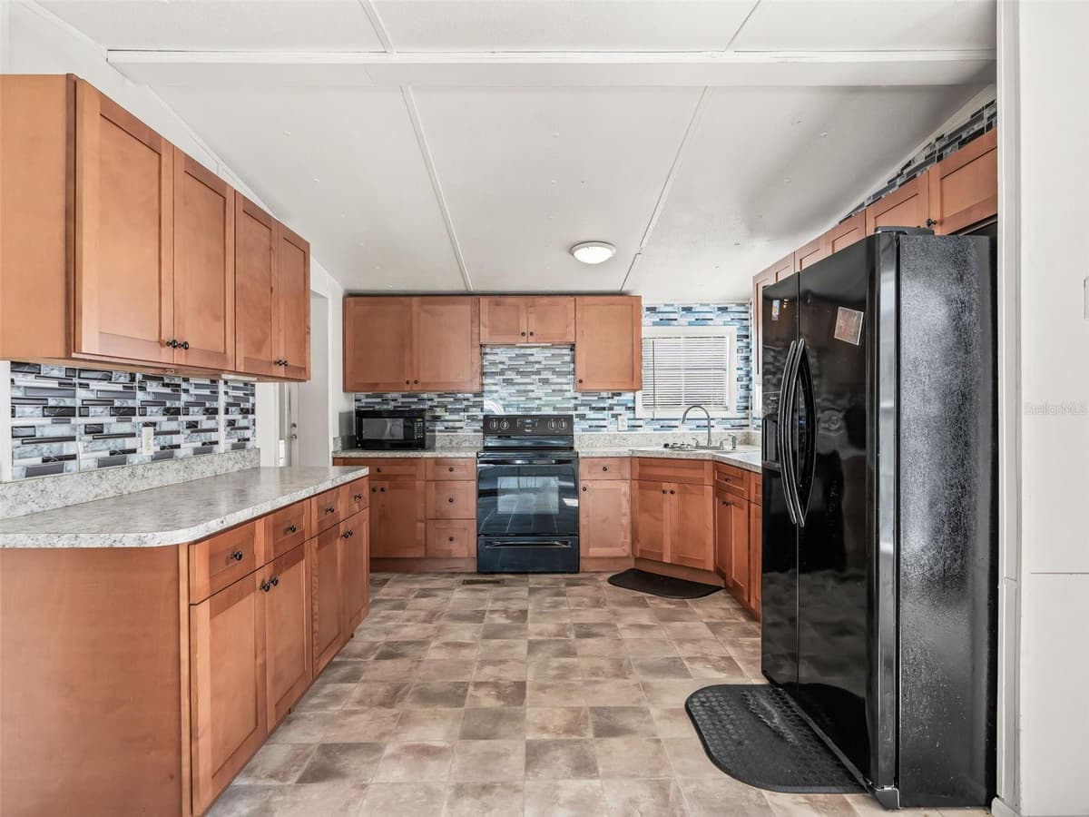 7363 CR 763 — photo 11 of 51