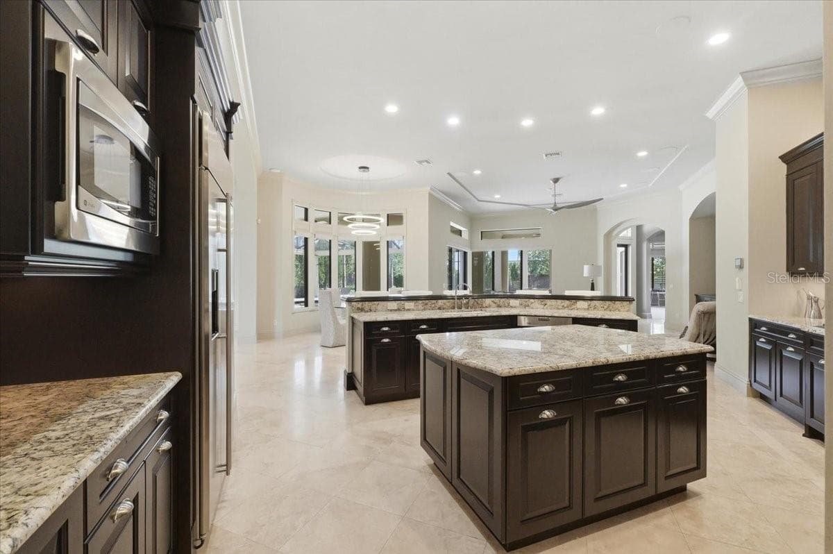13431 BELLARIA CIRCLE — photo 17 of 82
