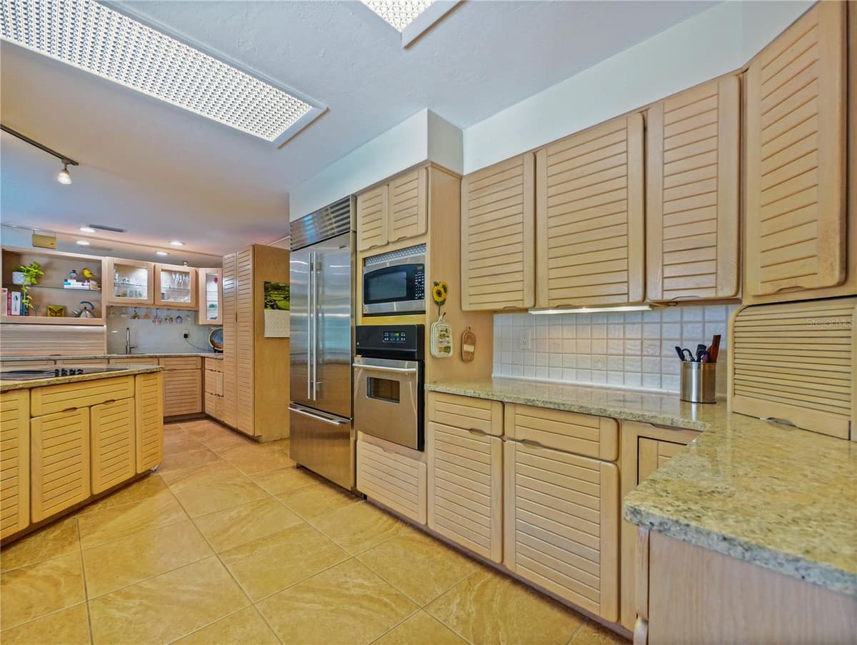 5701 CROSS FOX LANE — photo 13 of 99