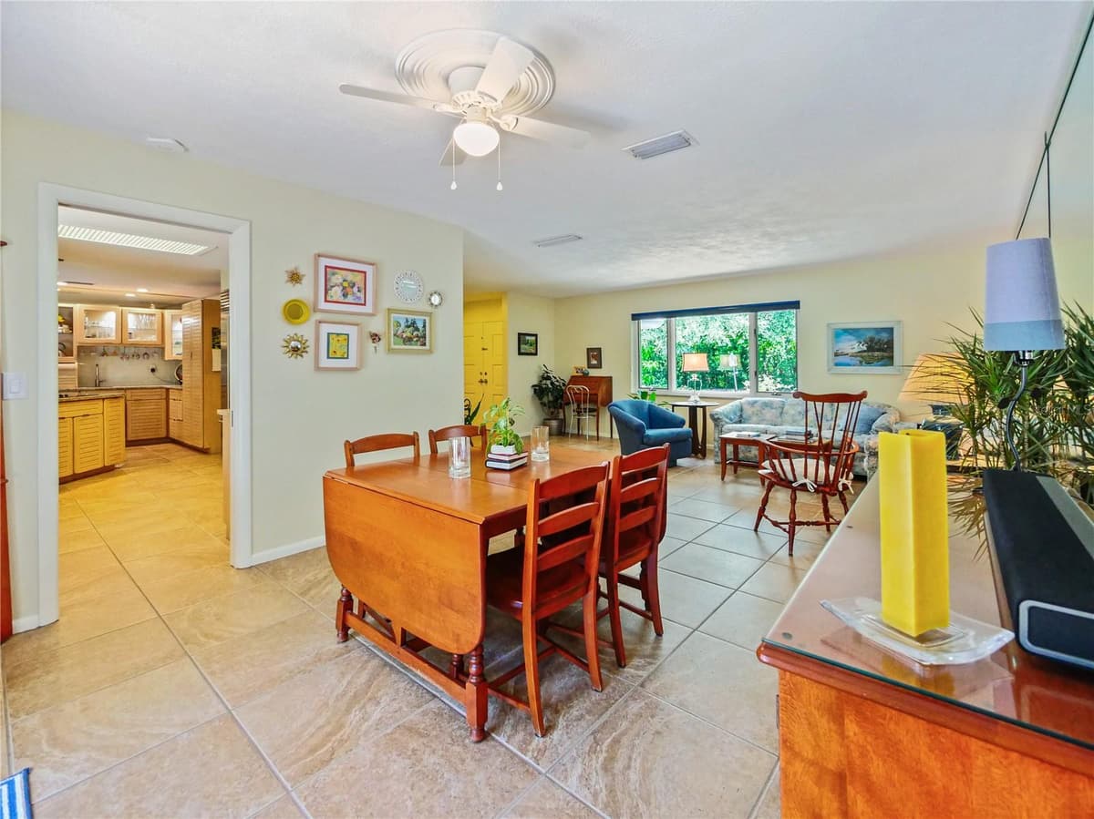 5701 CROSS FOX LANE — photo 11 of 99