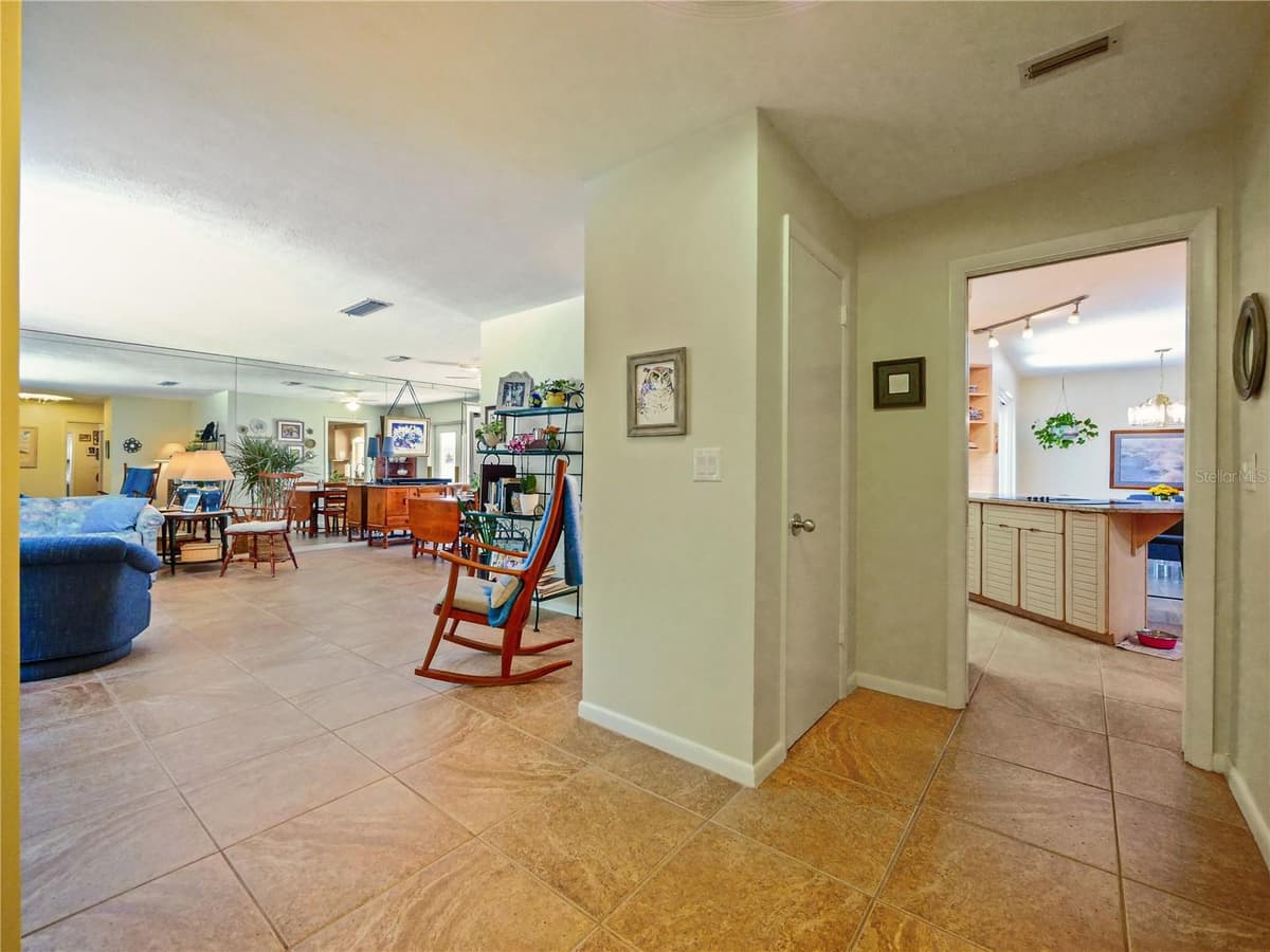 5701 CROSS FOX LANE — photo 8 of 99