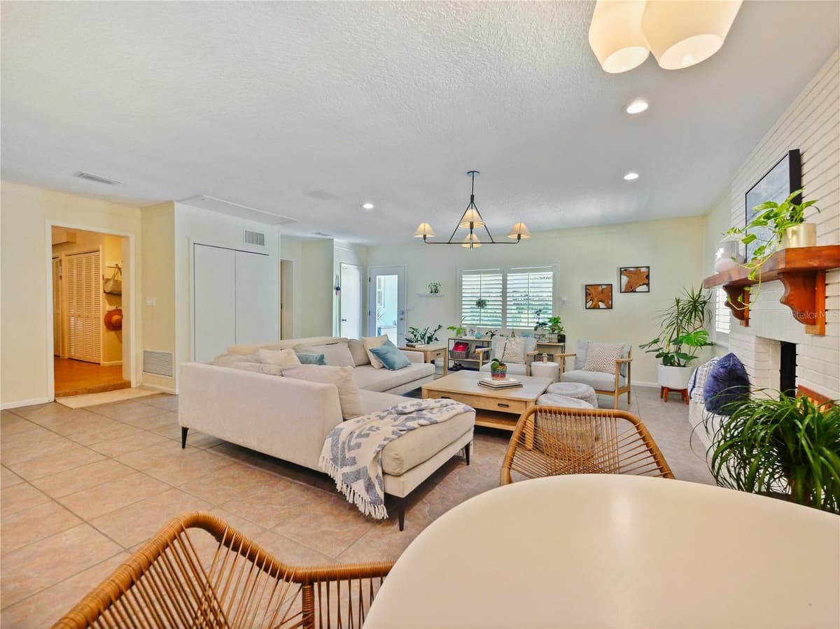 5701 CROSS FOX LANE — photo 31 of 99